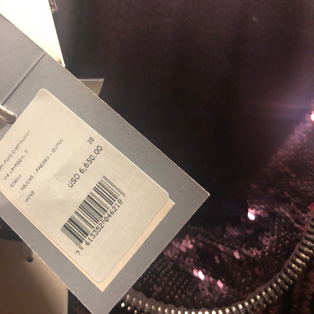 Tom Ford sequenced wine color dress - Picture 4 of 4